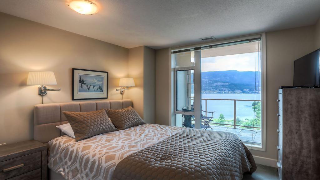 Sunset Waterfront Resort By Kelownacondorentals Zewnętrze zdjęcie
