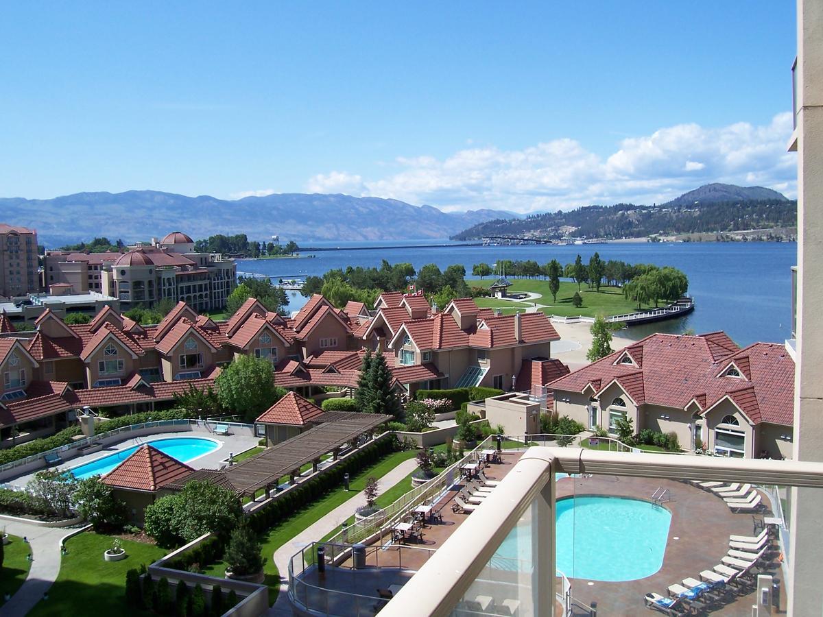 Sunset Waterfront Resort By Kelownacondorentals Zewnętrze zdjęcie