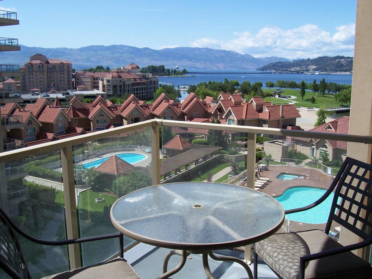 Sunset Waterfront Resort By Kelownacondorentals Zewnętrze zdjęcie